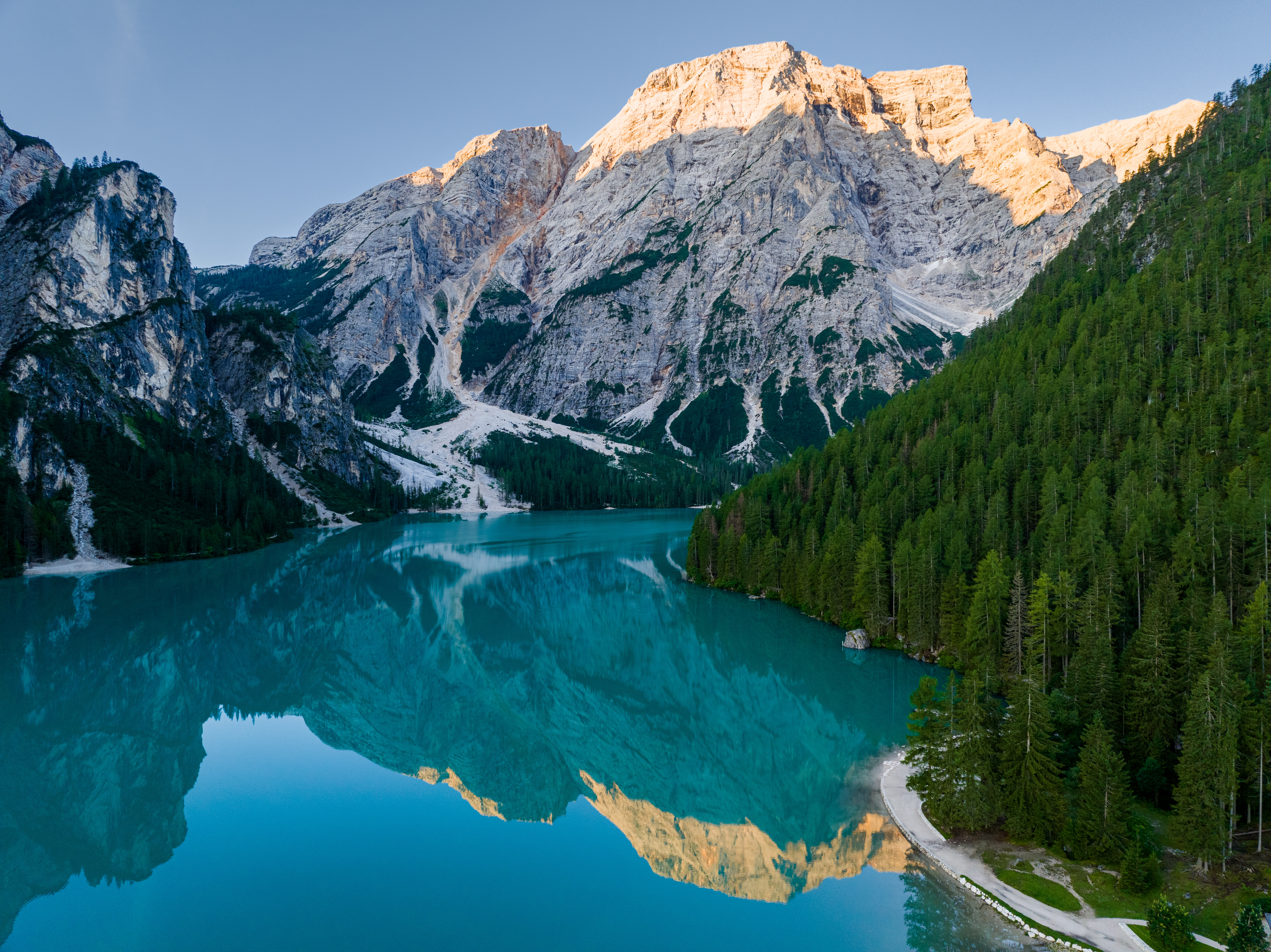 Self-Guided Walks in the Italian Dolomites