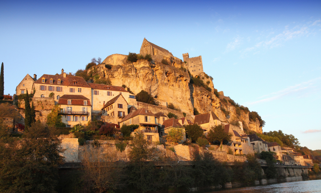 Dordogne Valleys and Villages Cycling