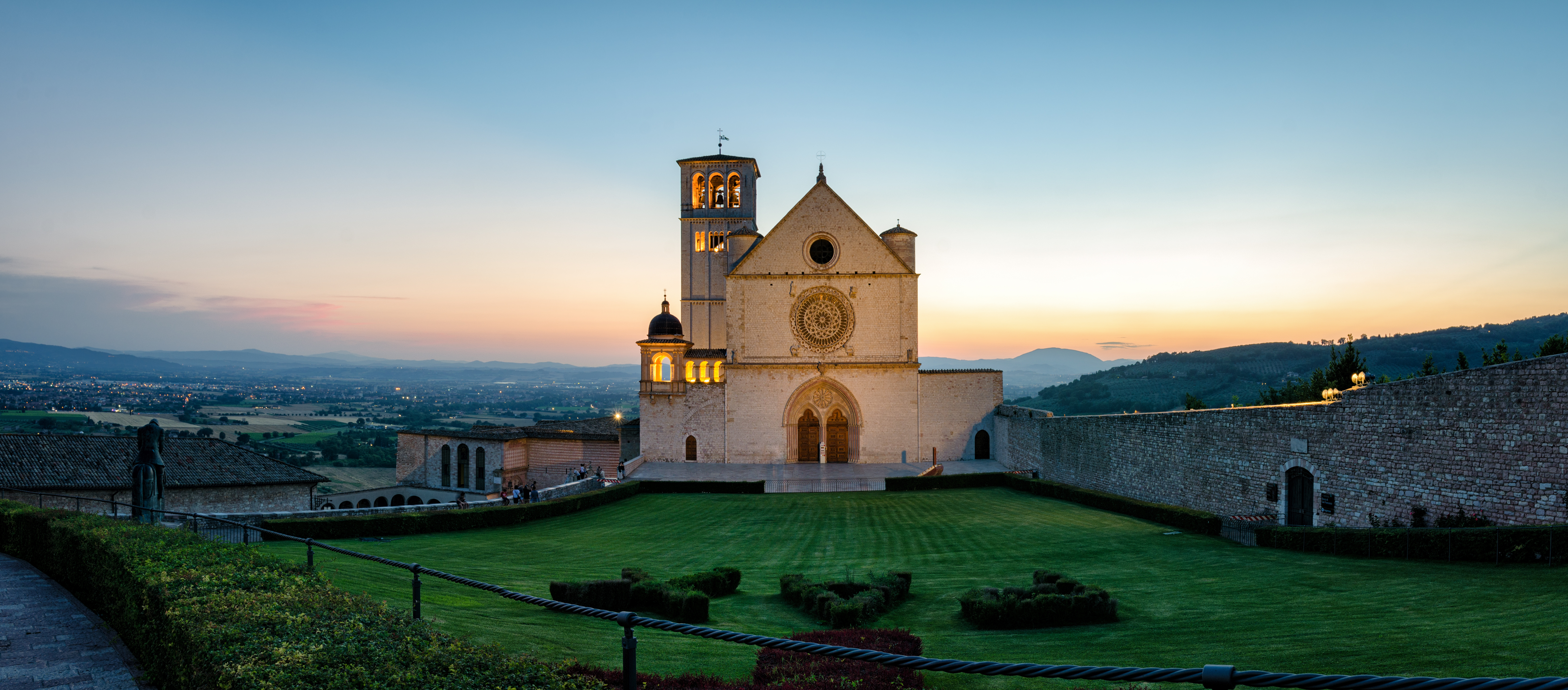 Walking in Rome, Assisi and Umbria - Premium Adventure