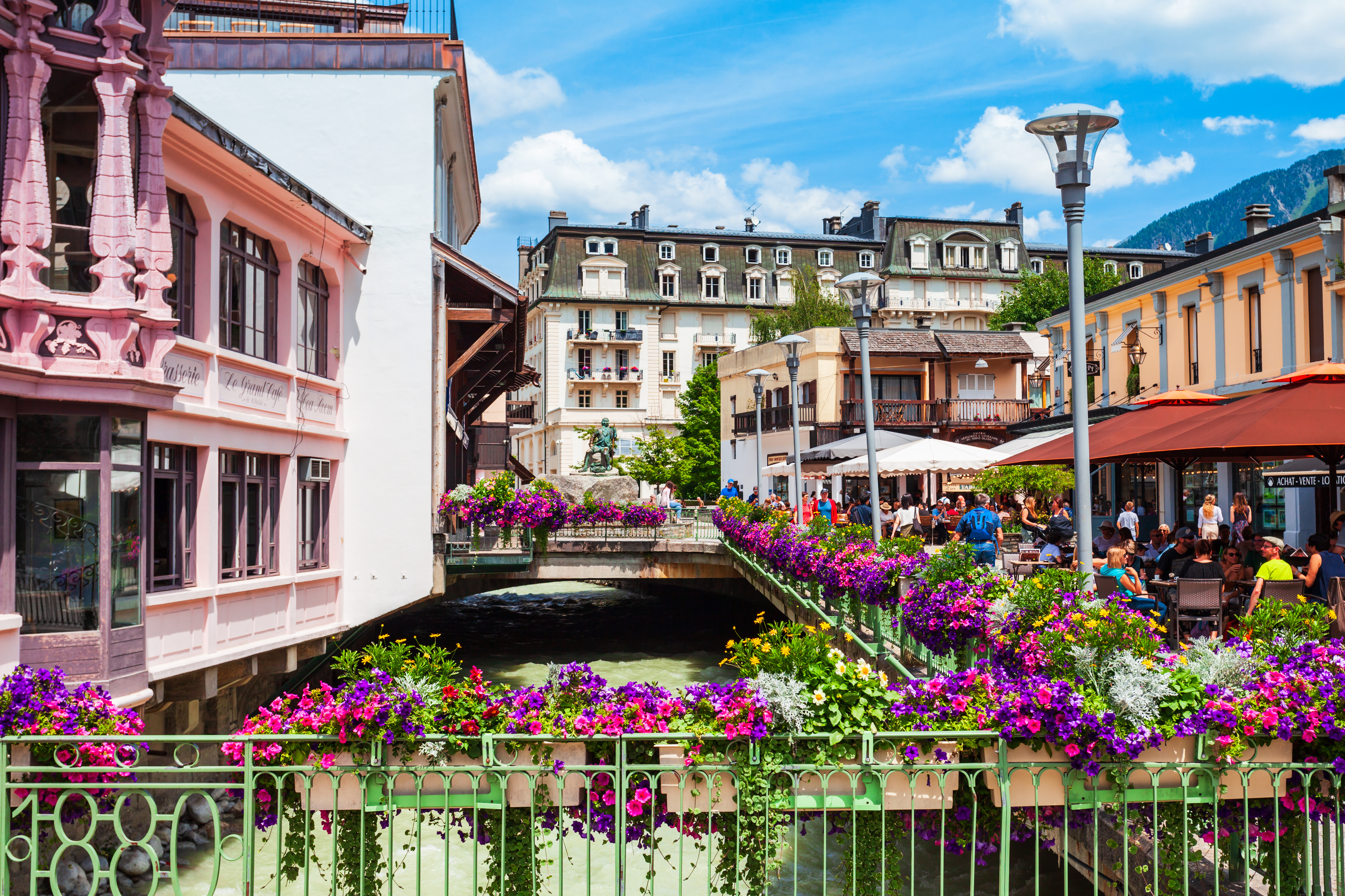 Tour du Mont Blanc Hotel Trek