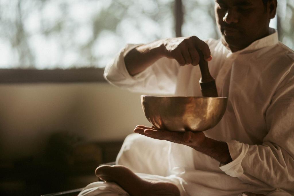 Signature Nepal & Bhutan | Peaks & Prayer Flags